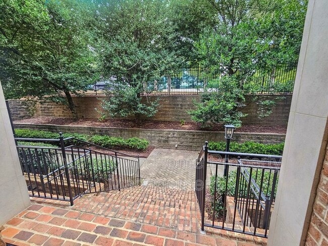 Photo - 2380 Crescent Park Ct