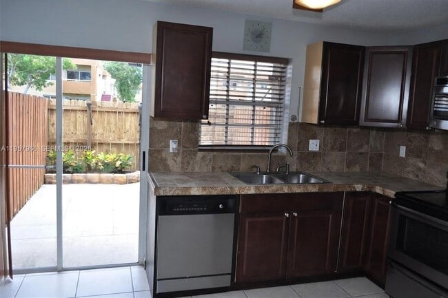 Photo - 6100 SW 130th Ave