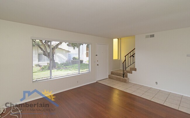 Photo - Cozy 3 Bedroom Townhouse in the Bay Shores...