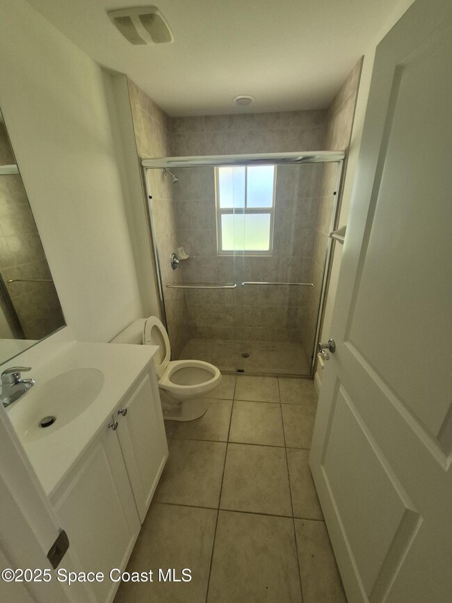 Photo - 870 Vignoles Ave NE Unit 3