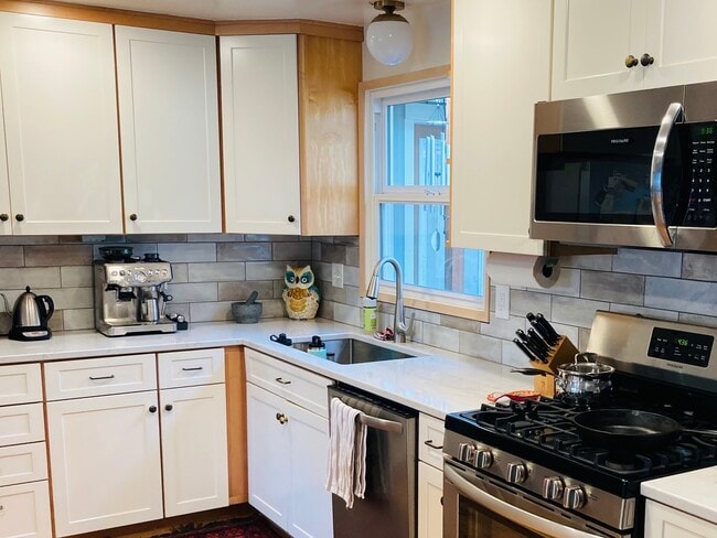 Photo - 1320 NW 27th St Unit Main