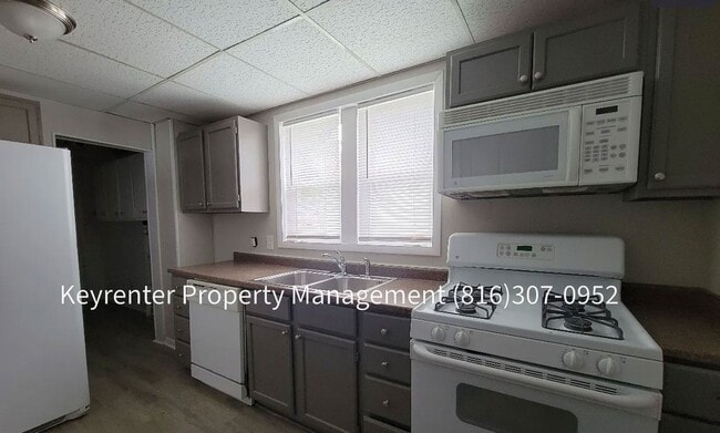 Photo - 4 Bedroom 3 Bath for rent