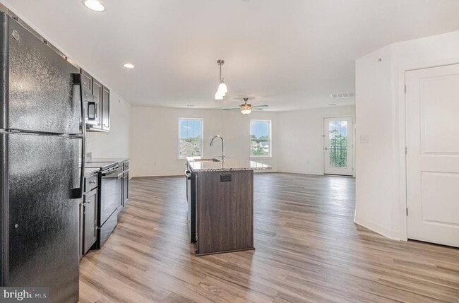 Photo - 1708 Fairmont Dr Apartamento Unidad 308