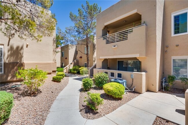 Photo - 1900 Villa Palms Ct Unit 103