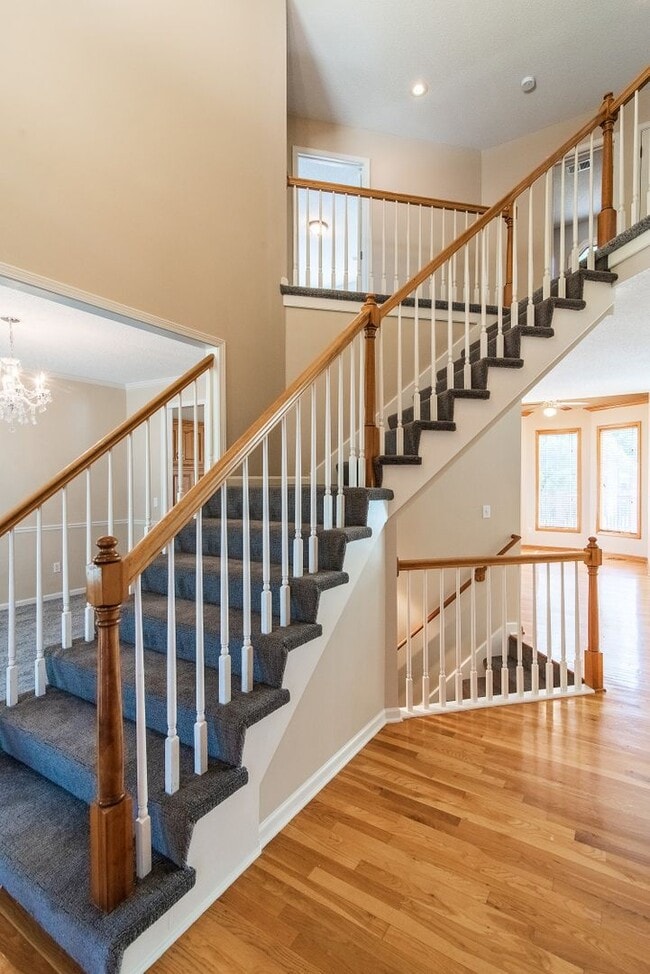 Photo - 4 Bed Overland Park Home - Blue Valley Sch...