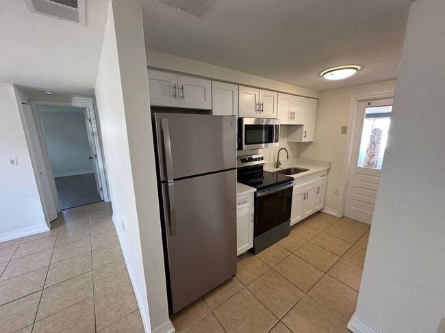 Photo - 445 90th Ave N