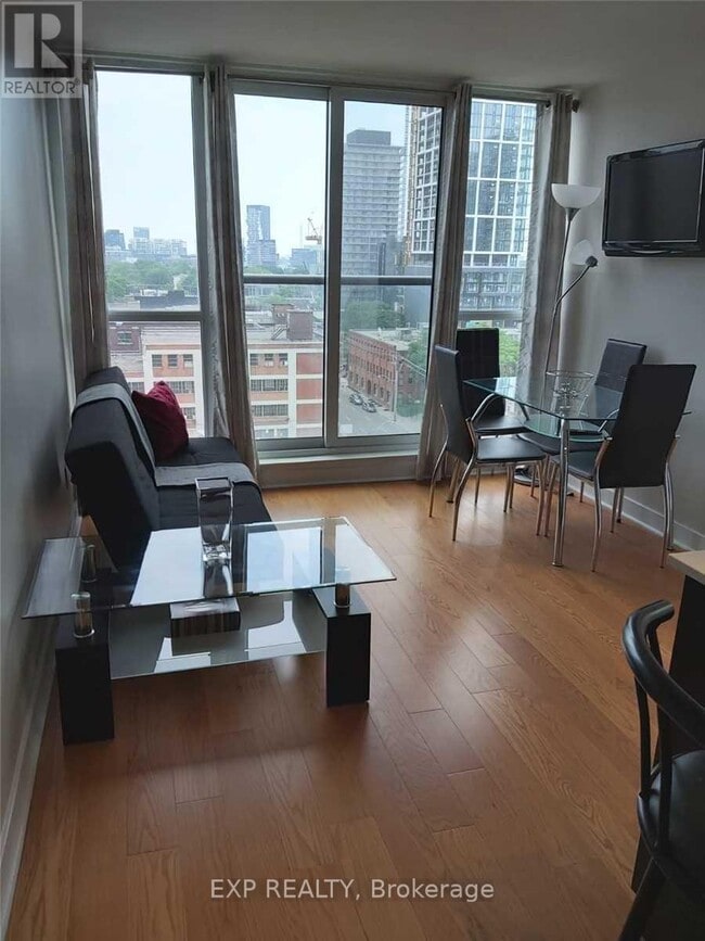 Photo - 320 Richmond St E Unité 1022