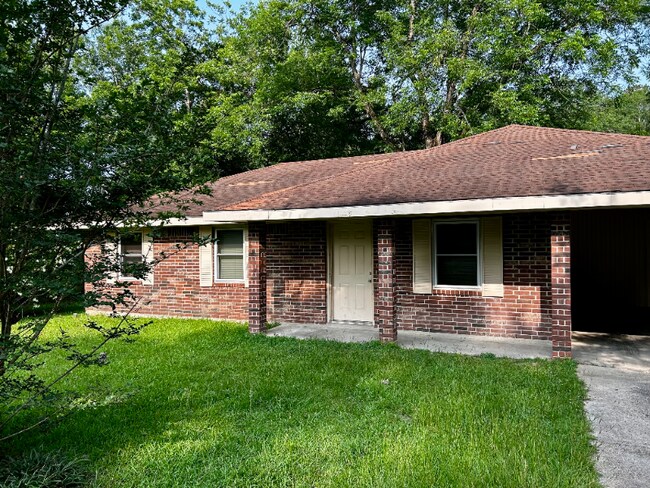 Photo - 1105 Simpson St