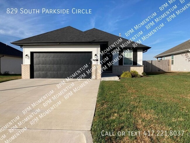 Photo - 829 S Parkside Cir