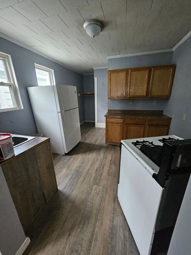 Photo - 652 E 4th St Unidad 652 E 4th St