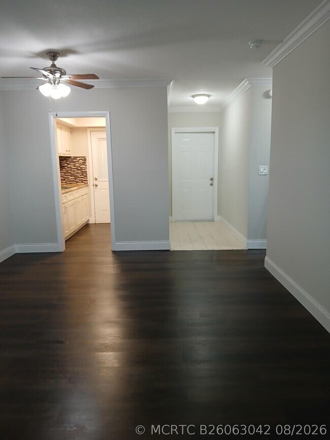 Photo - 1480 E Sample Rd Unit 307
