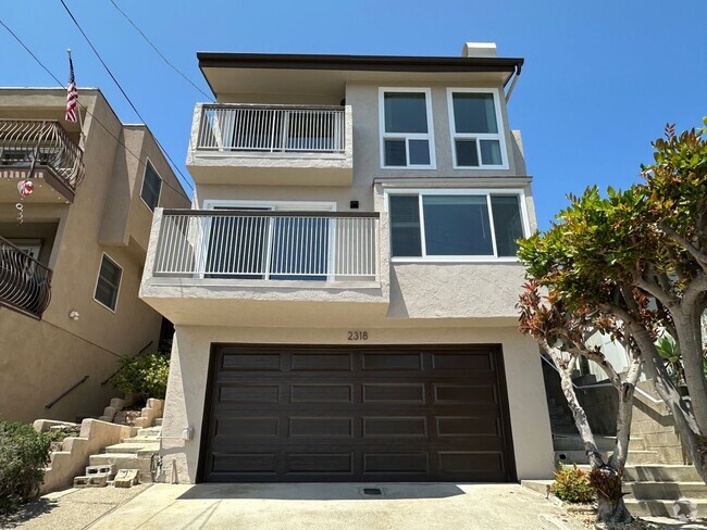 Building Photo - 2318 Geranium St Rental