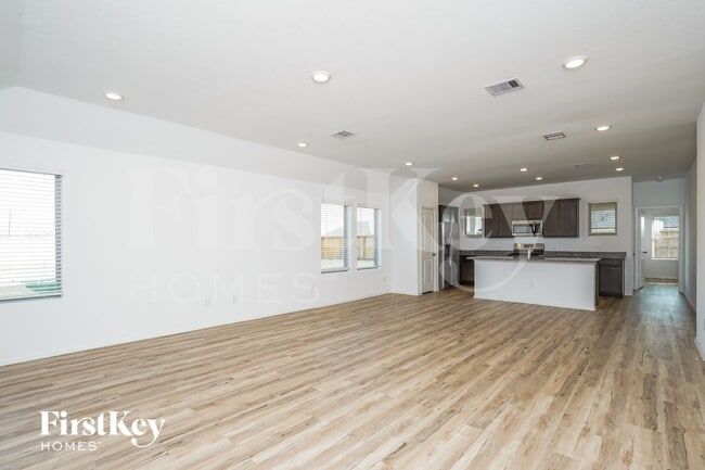 Photo - 7518 Oakmont Ave