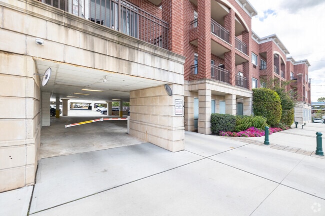 Photo - Horizon Of Westbury