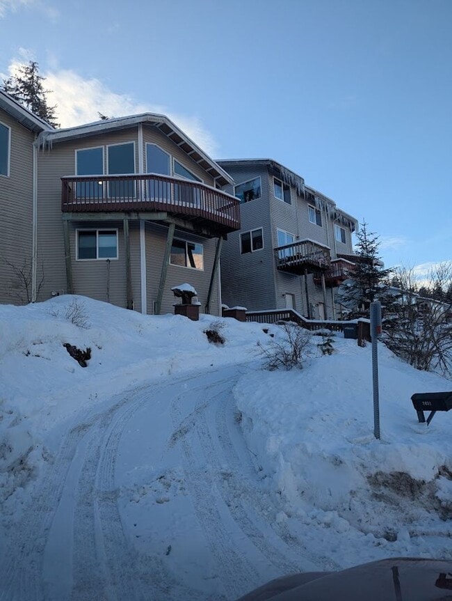 Photo - Douglas Island 3 bed/1.5 bath townhome, pet friendly w/ long term lease