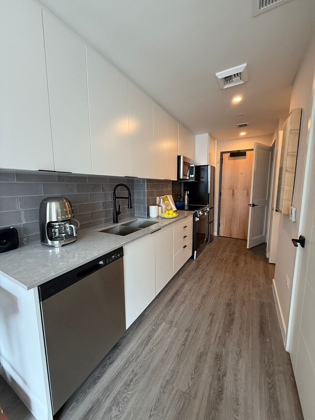 Photo - 413 NW 25th Ave Unidad S Rental