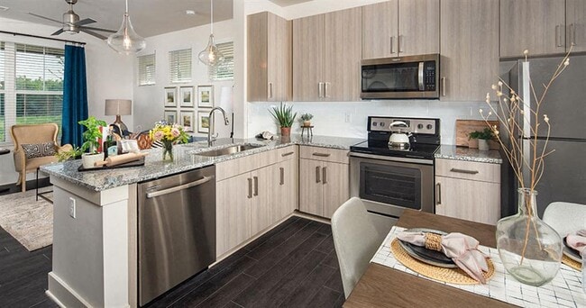 Photo - Promenade at Newnan Crossing