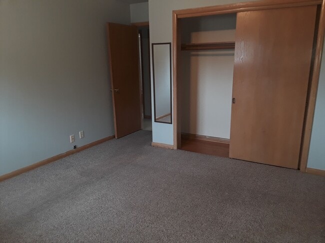 Photo - 6633 W Villard Ave