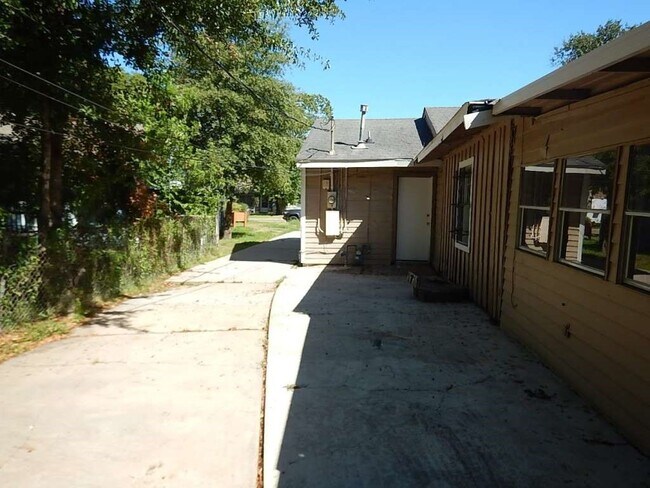 Photo - 3614 Cosby St