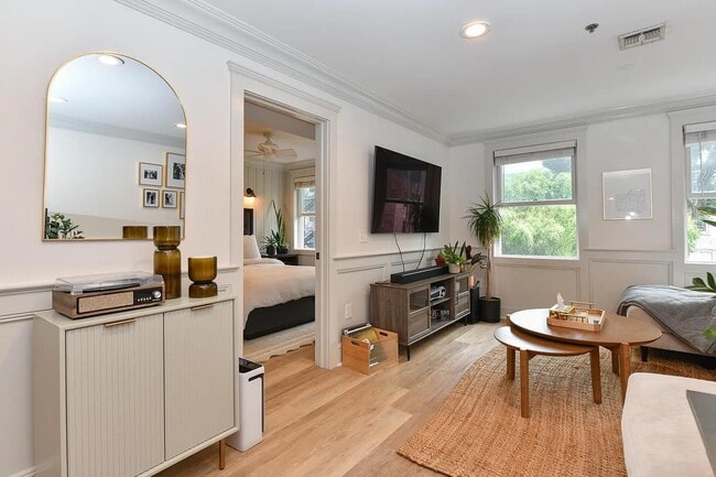 Photo - 219 Willow Ave