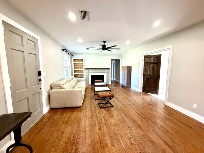 Photo - 1760 Mayview Rd