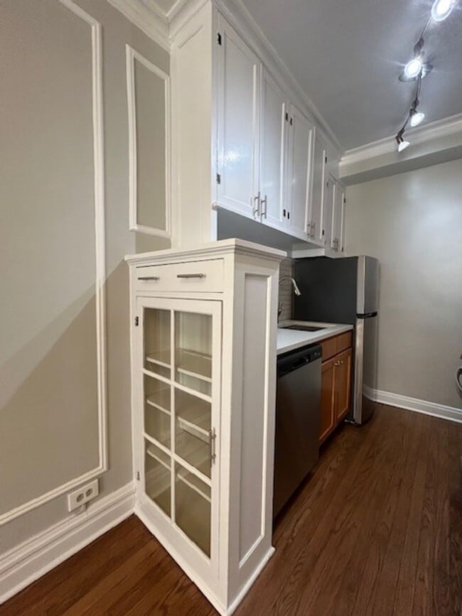 Photo - One Bedroom/One Bath in Historic Building ~ Heat Included ~ Cats Welcome Unit 1601-2G