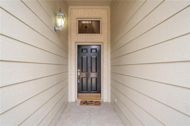 Photo - 27 Troon Dr