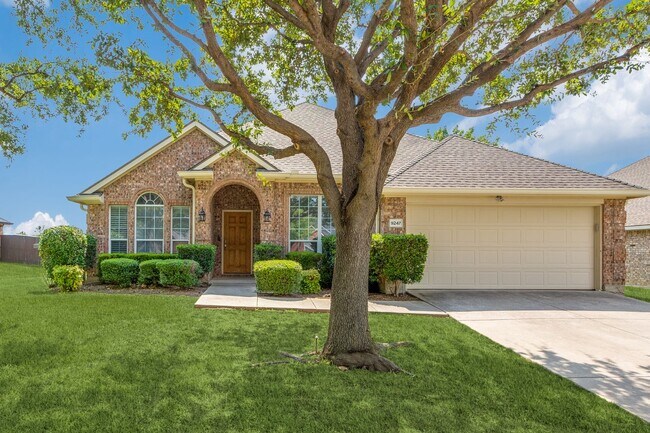 Photo - 9247 Aristocrat Ln Casa