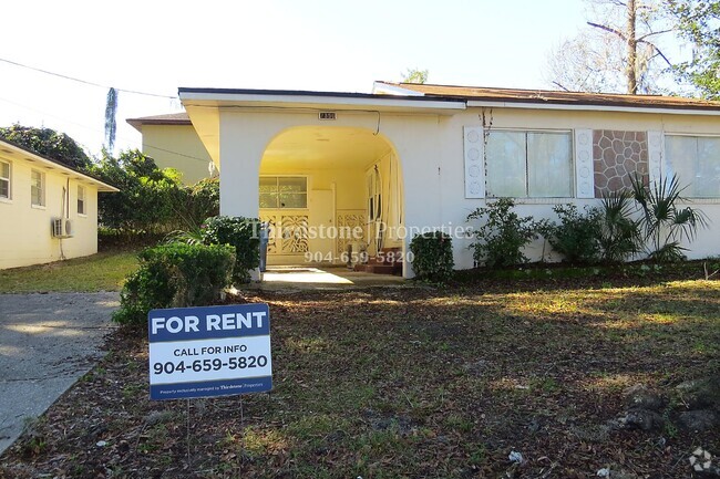 Building Photo - 7350 Linda Dr, Jacksonville, FL 32208 Rental