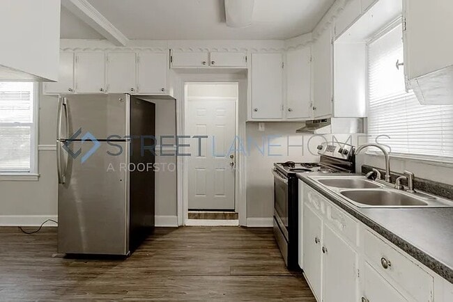 Photo - 209 Peachtree Cir