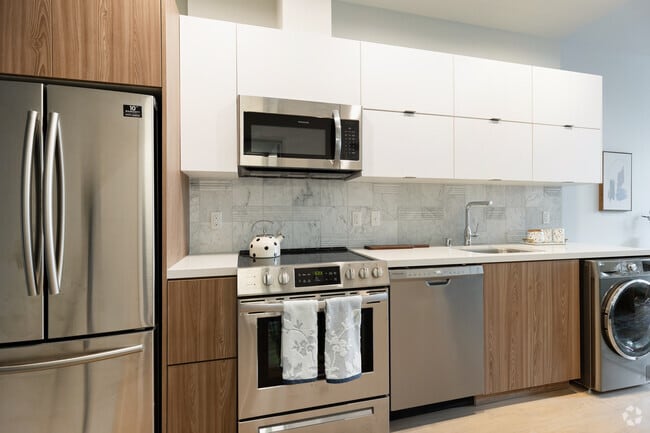 Studio, 1BA - 515SF