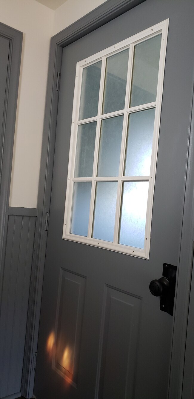 Photo - 636 W Center St Unit Quiet country living