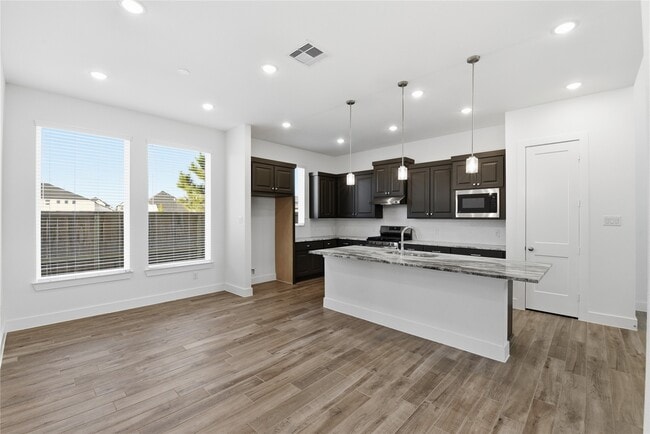 Photo - 7734 Clover Gully Ln