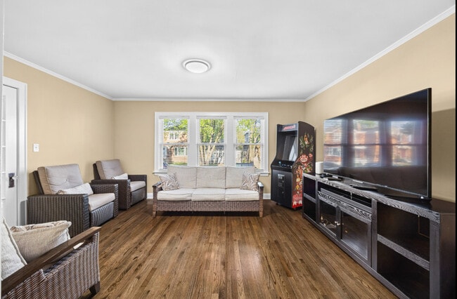 Photo - 4136 Park Ave