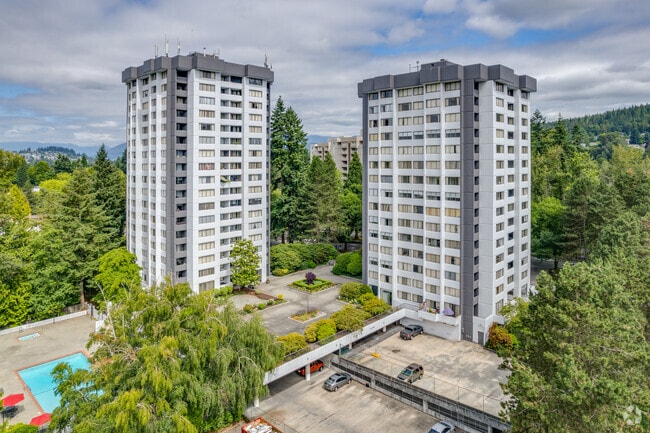 Building Photo - Montecito Towers