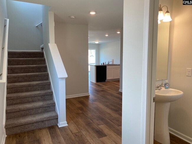 Photo - 386 Keeble Dr