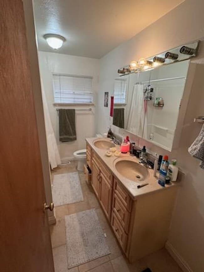 Photo - 2bed 1 bath Boulder duplex for rent