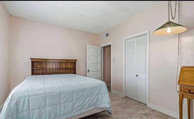 Photo - 141 Davis Dr Unit Main House