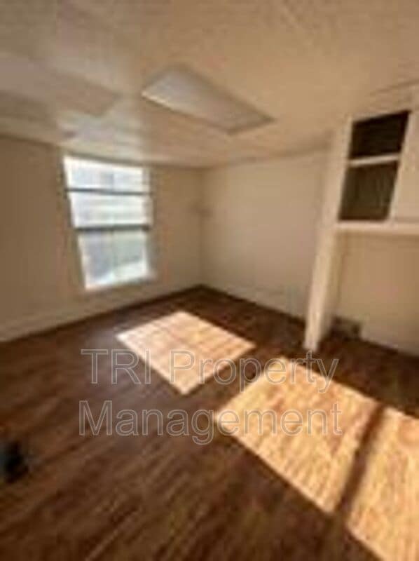 Photo - 1227 12th Ave
