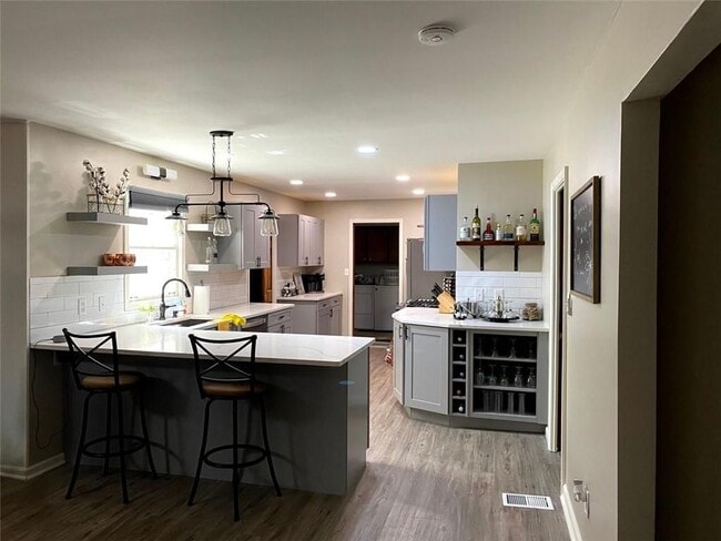 Photo - 4754 Winthrop Dr