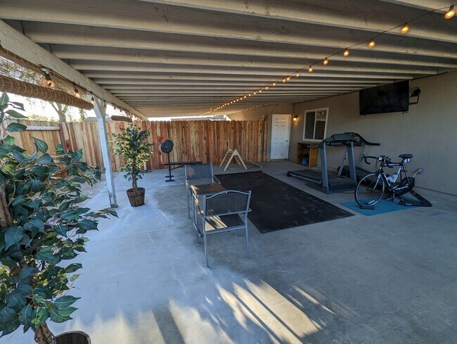 Photo - 1924 Hardt St