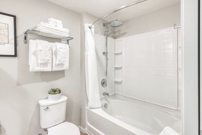 Baño del apartamento 63 E Lake