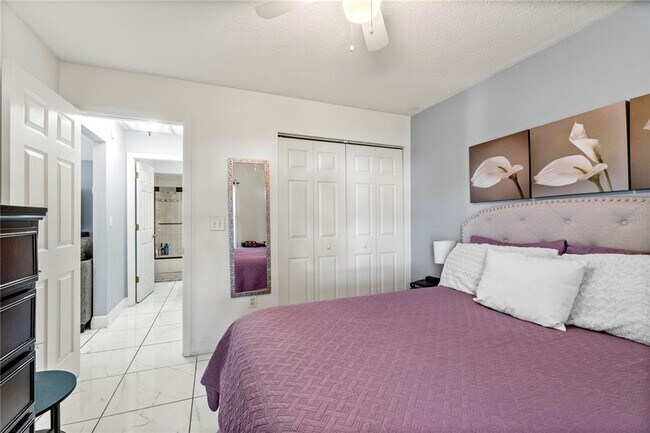 Photo - 432 HUNTER Cir