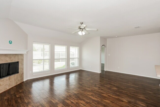 Photo - 212 Arrowhead Dr