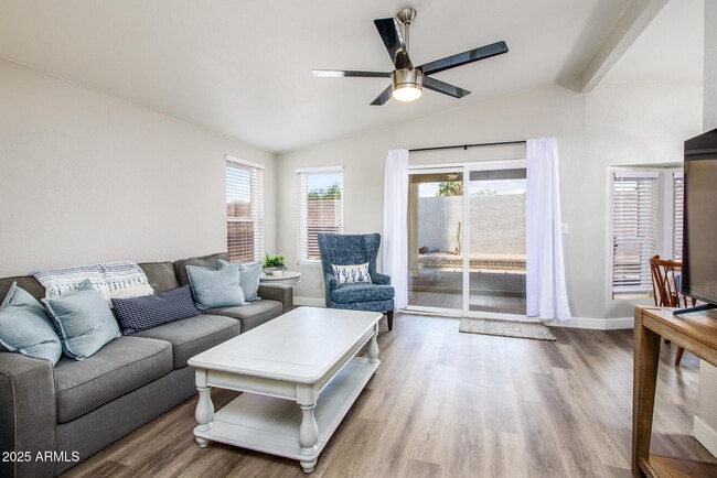 Photo - 1672 E Augusta Ave