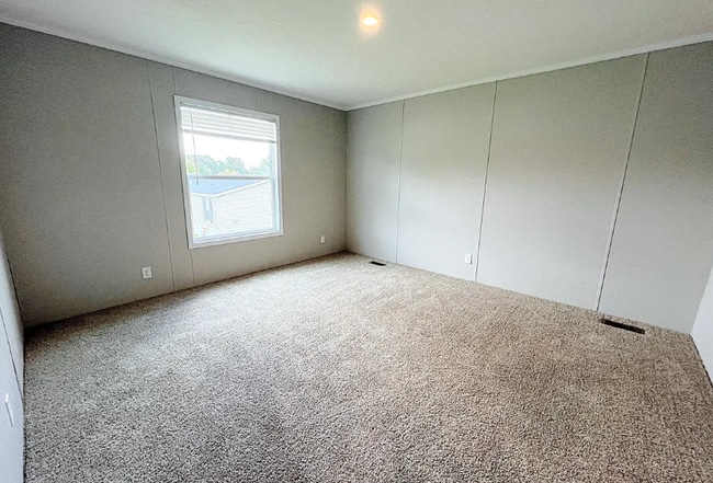 Photo - 6588 N Hampshire Dr