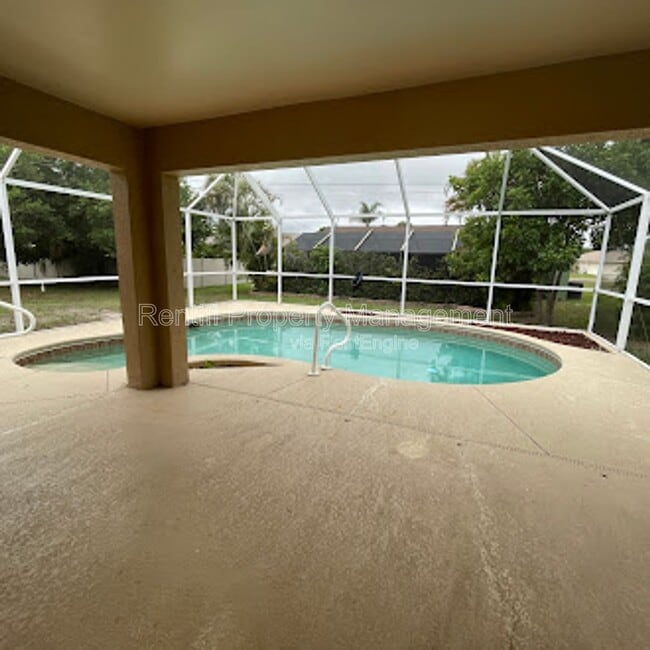 Photo - 1710 SW 10th Pl