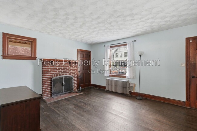 Photo - 3022 Grayland Ave