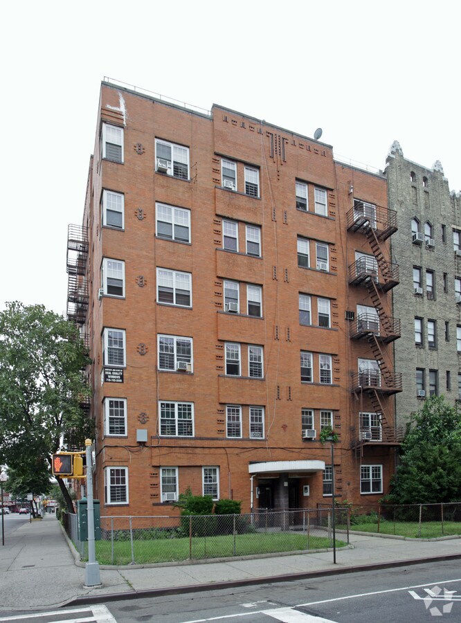 735 Ocean Avenue - 735 Ocean Ave Apartments