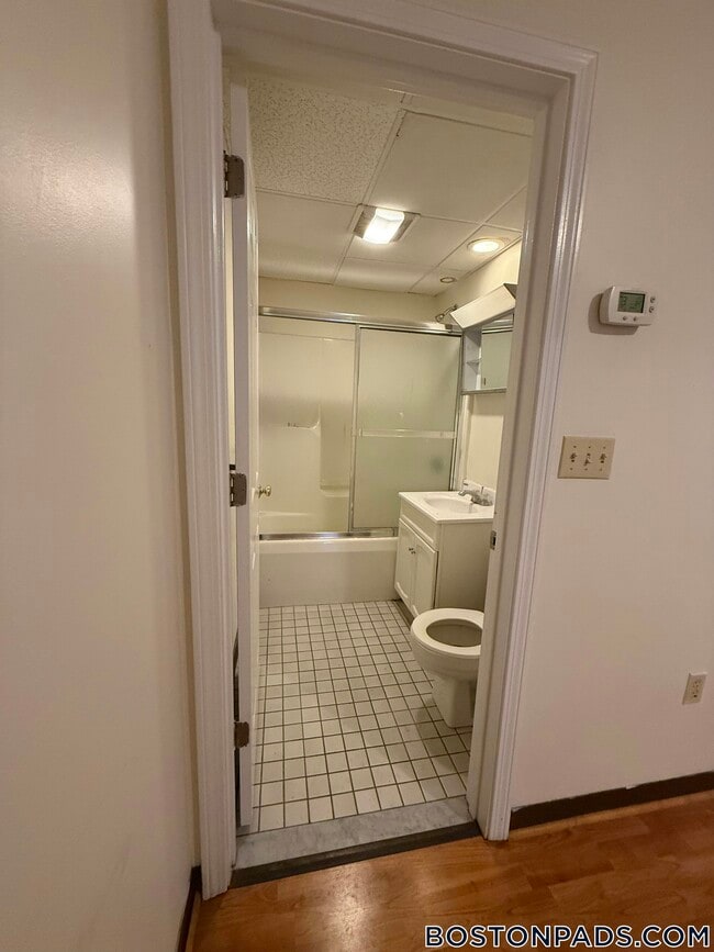 81 Essex St Unit 61